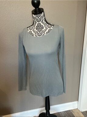 Worth Long Sleeve Scoop Neck Top - Gray Size S